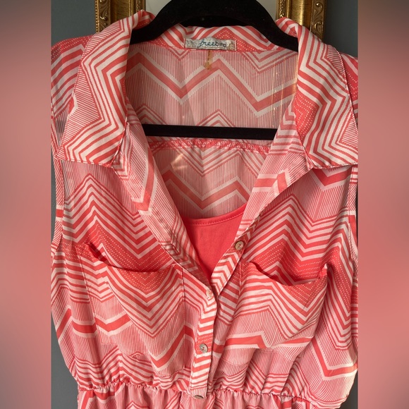 Coral sleeveless dress - Picture 10 of 10